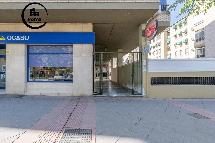 de Málaga, 73, Granada, Granada à vendre - Photo du bâtiment - Image 2 de 35
