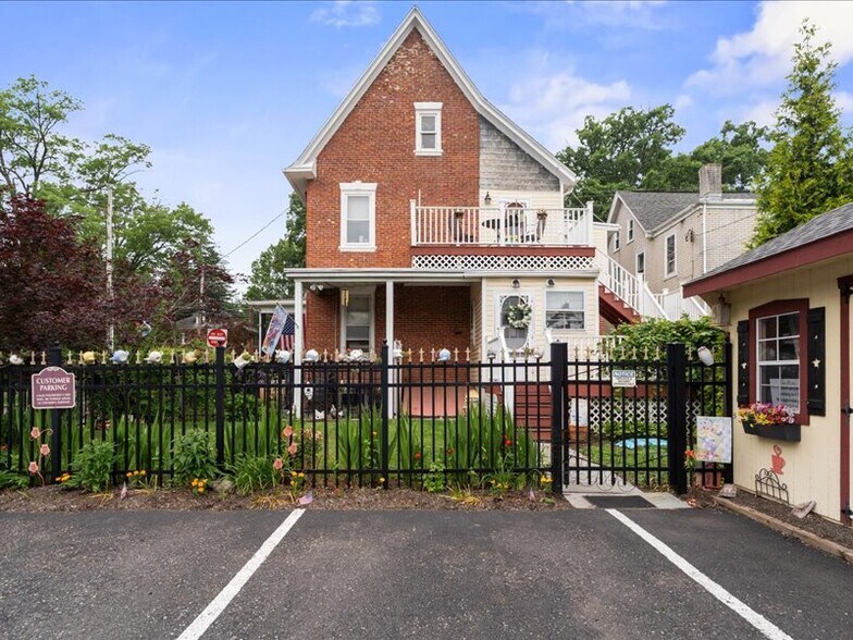 1919 W Point Pike, Lansdale, PA à vendre - Photo du bâtiment - Image 3 de 26