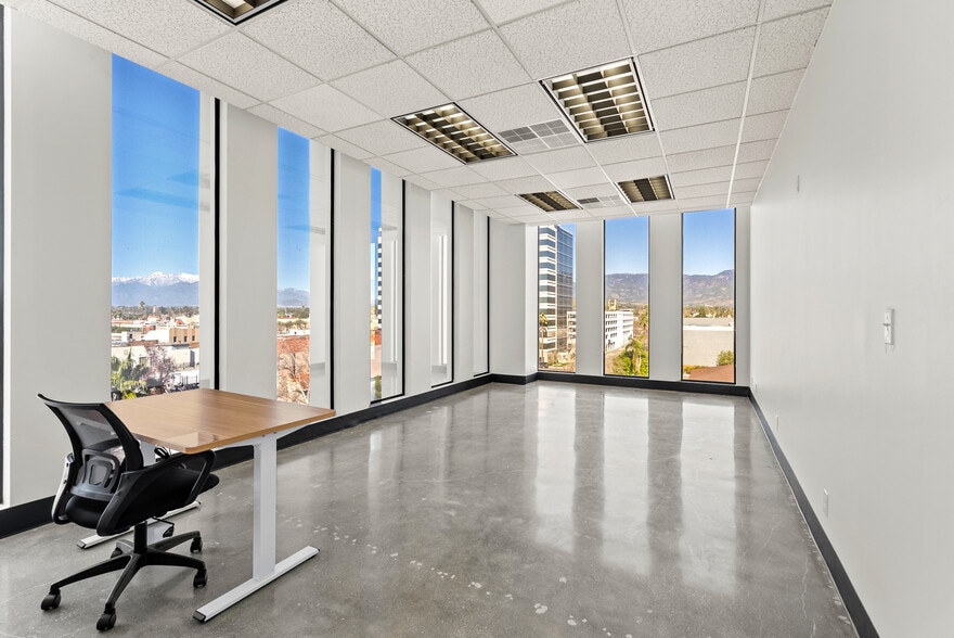 330 N D St, San Bernardino, CA for lease - Interior Photo - Image 3 of 29