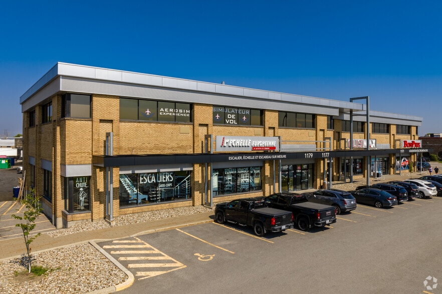1151-1179 Autoroute 440, Laval, QC à louer - Photo du bâtiment - Image 1 de 8