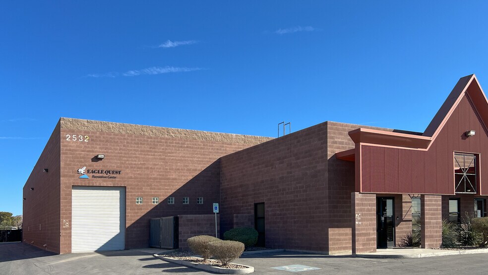 2532 Abels Ln, Las Vegas, NV à vendre - Photo du bâtiment - Image 2 de 19