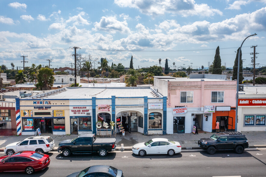 4342-4352 Slauson Ave & 9511 Pine Ave portfolio of 3 properties for sale on LoopNet.ca - Building Photo - Image 2 of 6