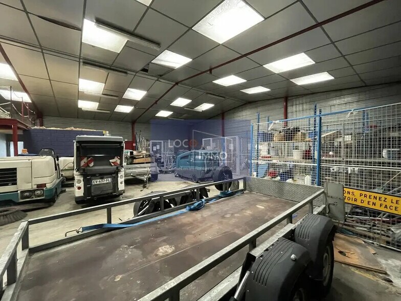 Flex dans Carbon-Blanc à louer - Photo du bâtiment - Image 3 de 9