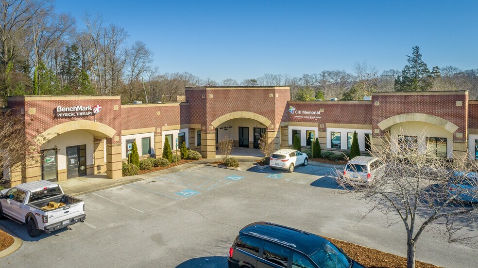 5022 Old Godsey Ln, Hixson, TN for lease - Building Photo - Image 2 of 49