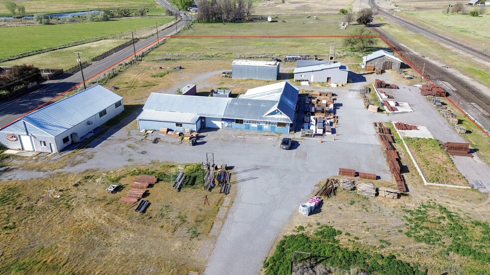 451 N 11th St, Montague, CA for sale - Aerial - Image 3 of 34