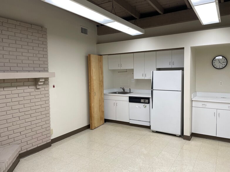 3307 Clifton Ave, Cincinnati, OH à louer - Photo intérieure - Image 2 de 5