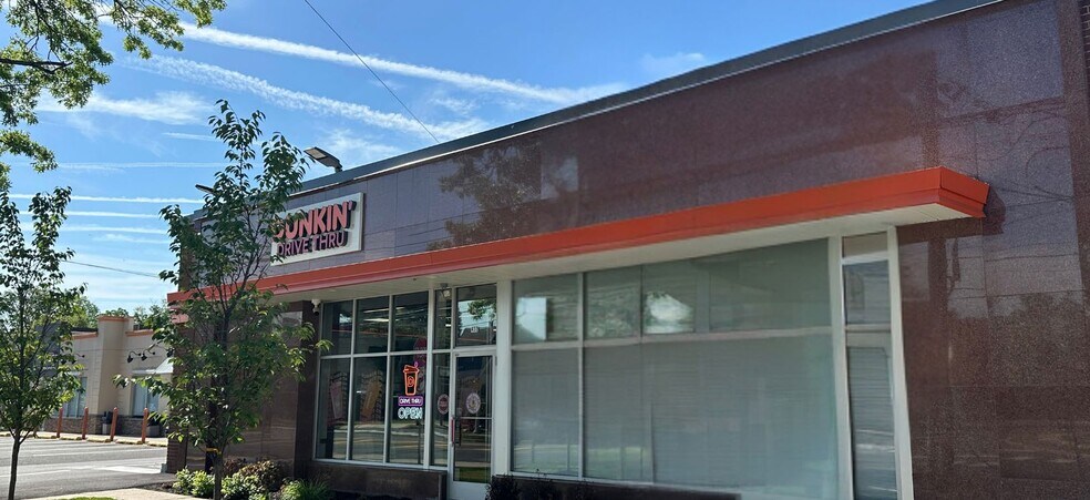 432 W Union Ave, Bound Brook, NJ à louer - Photo du bâtiment - Image 2 de 3