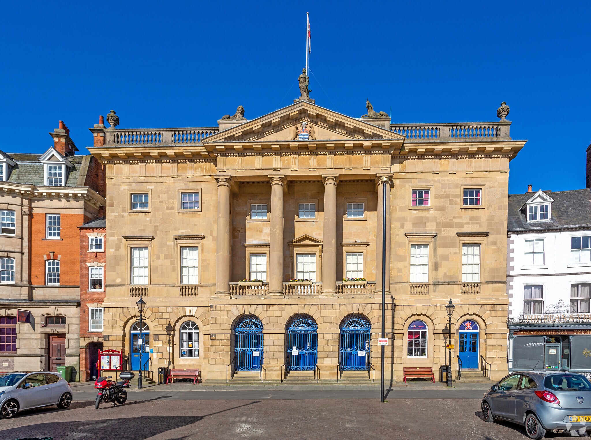 Market Pl, Newark à louer Photo principale- Image 1 de 11