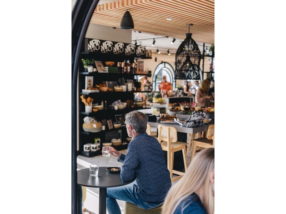 2202 Avenida De La Playa, La Jolla, CA à louer Photo intérieure- Image 1 de 1