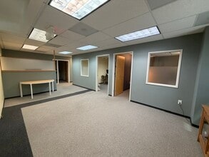 3829-3843 NE Tillamook St, Portland, OR for lease Interior Photo- Image 2 of 8