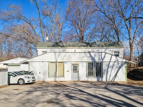 3416 Vinton St, Omaha, NE à louer Photo intérieure- Image 1 de 12