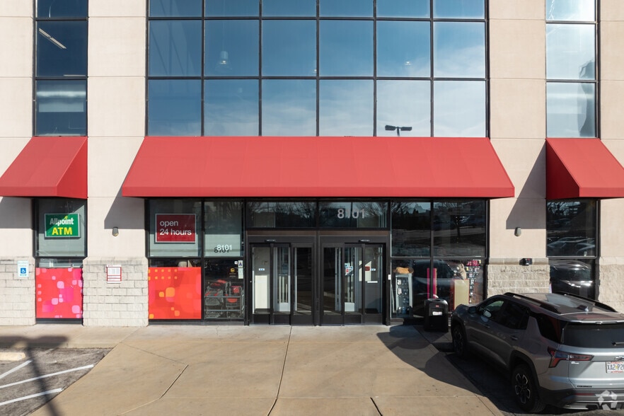 8101 Clayton Rd, Saint Louis, MO for lease - Building Photo - Image 2 of 4