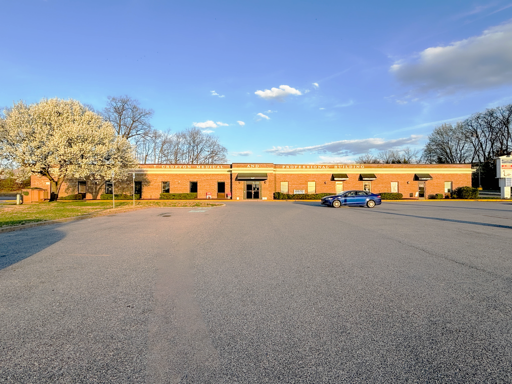 1667 Crofton Ctr, Crofton, MD for lease Building Photo- Image 1 of 7