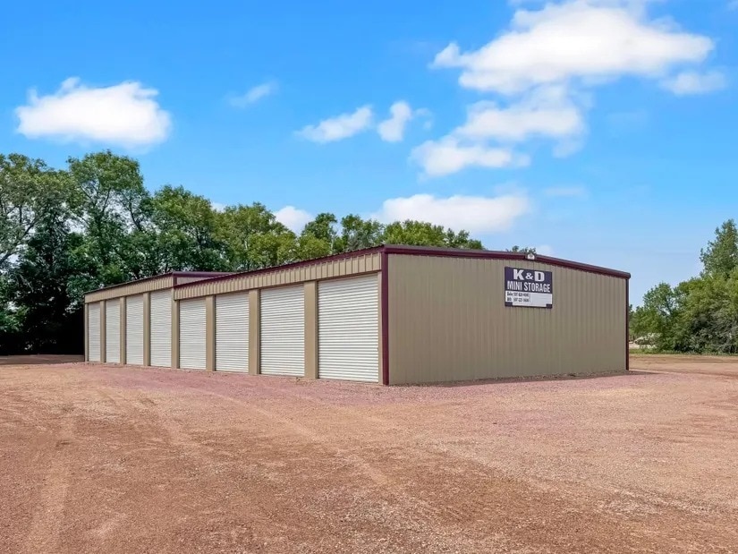 351 S 4th St, Tracy, MN for sale Primary Photo- Image 1 of 16