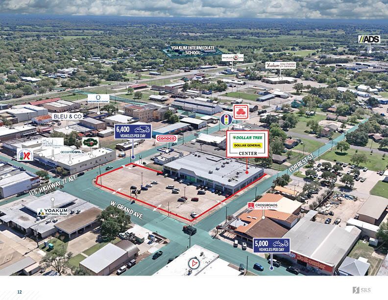 304 W Grand Ave, Yoakum, TX for lease Building Photo- Image 1 of 6