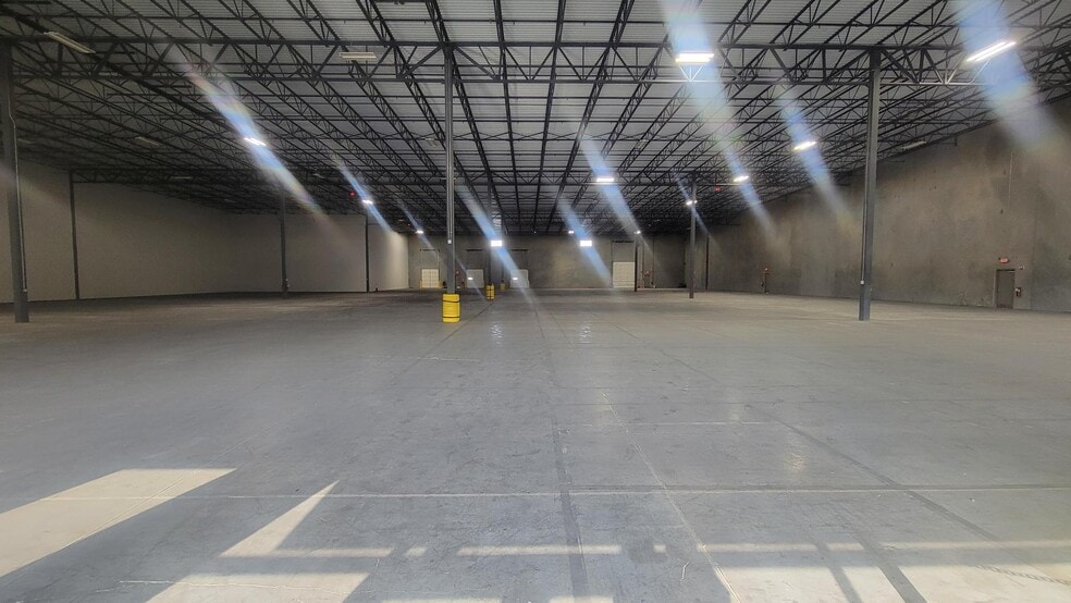 2301-2337 U.S. Hwy 70, Garner, NC for lease - Building Photo - Image 1 of 7