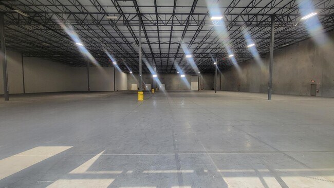 More details for 2301-2337 U.S. Hwy 70, Garner, NC - Industrial for Lease