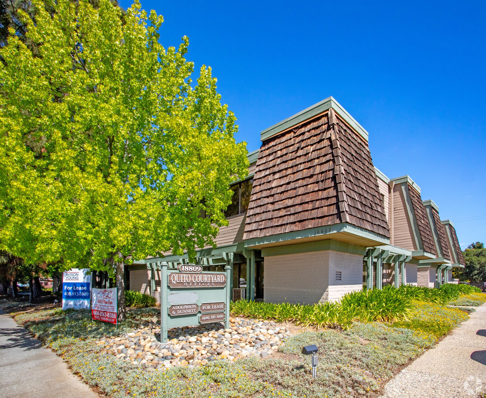 18809 Cox Ave, Saratoga, CA à louer Photo principale- Image 1 de 7