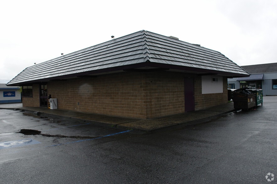 1206 Main St, Fortuna, CA à vendre - Photo du bâtiment - Image 2 de 2