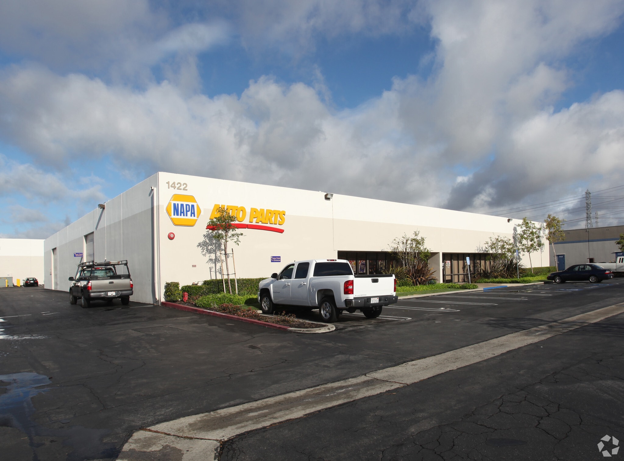 1422-1424 N Batavia St, Orange, CA for lease Primary Photo- Image 1 of 5