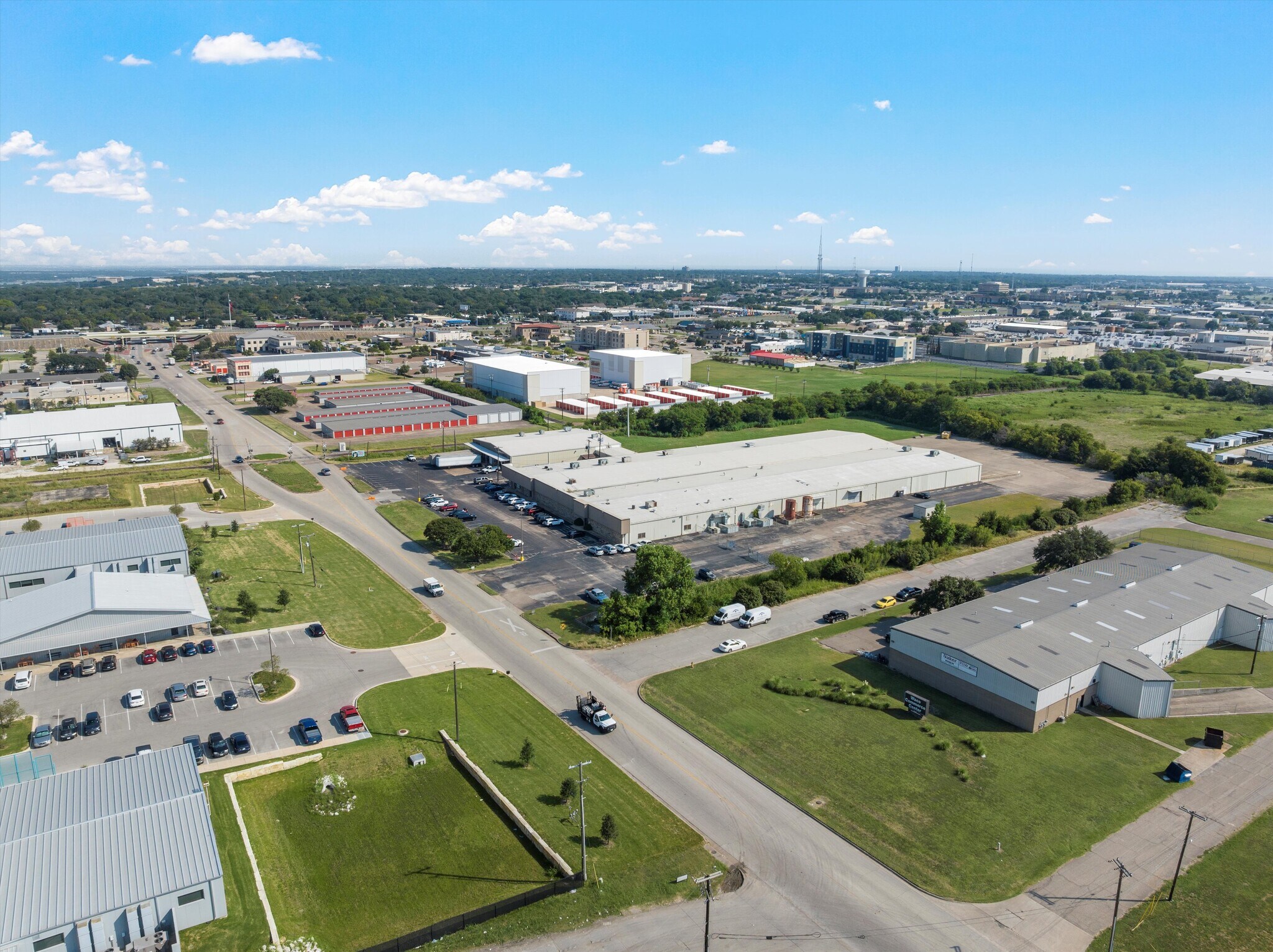 624 Texas Central Pky, Waco, TX for lease Building Photo- Image 1 of 6