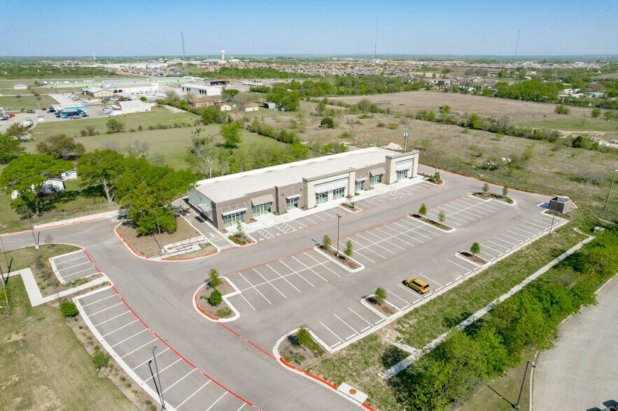 140 Loop 121, Belton, TX à vendre - Photo du bâtiment - Image 2 de 3