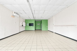 3117-3121 Blanco Rd, San Antonio, TX for lease Interior Photo- Image 1 of 15