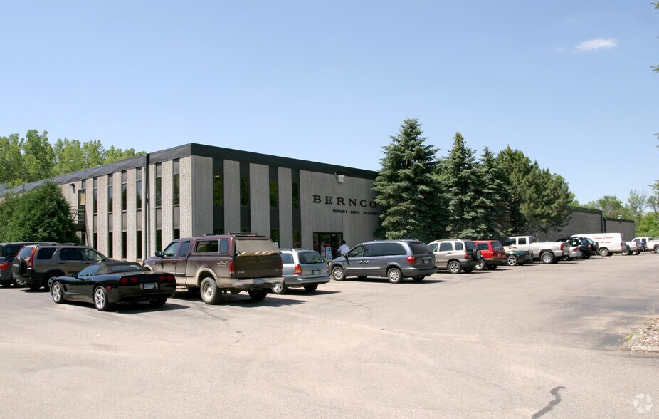 11356 215th St W, Lakeville, MN à louer - Photo du bâtiment - Image 3 de 4