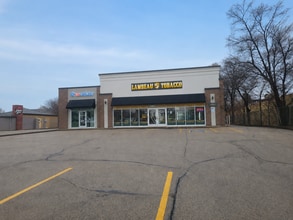 1117 W Main St, Whitewater, WI for lease Interior Photo- Image 1 of 1