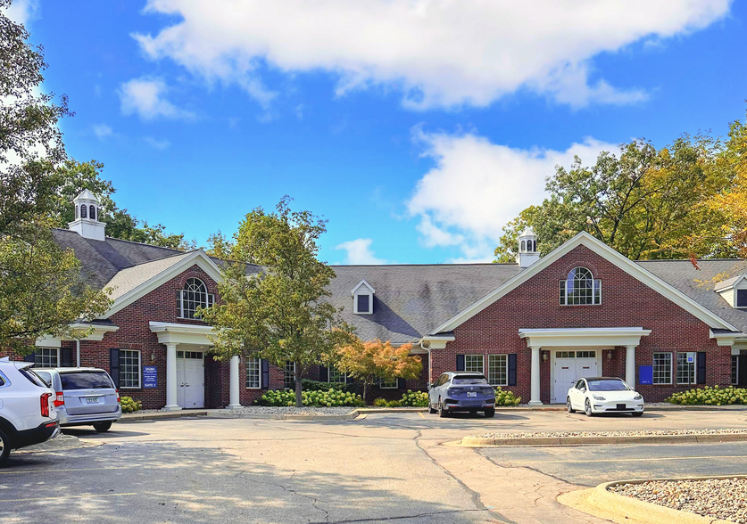 1720 Abbey Rd, East Lansing, MI for sale - Building Photo - Image 2 of 13