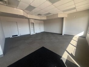 5088-5120 S 108th St, Omaha, NE for lease Building Photo- Image 1 of 6