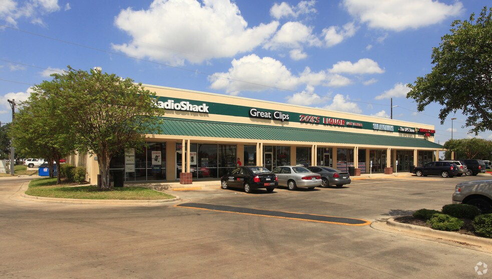 170 E Whitestone Blvd, Cedar Park, TX à louer - Photo principale - Image 2 de 5