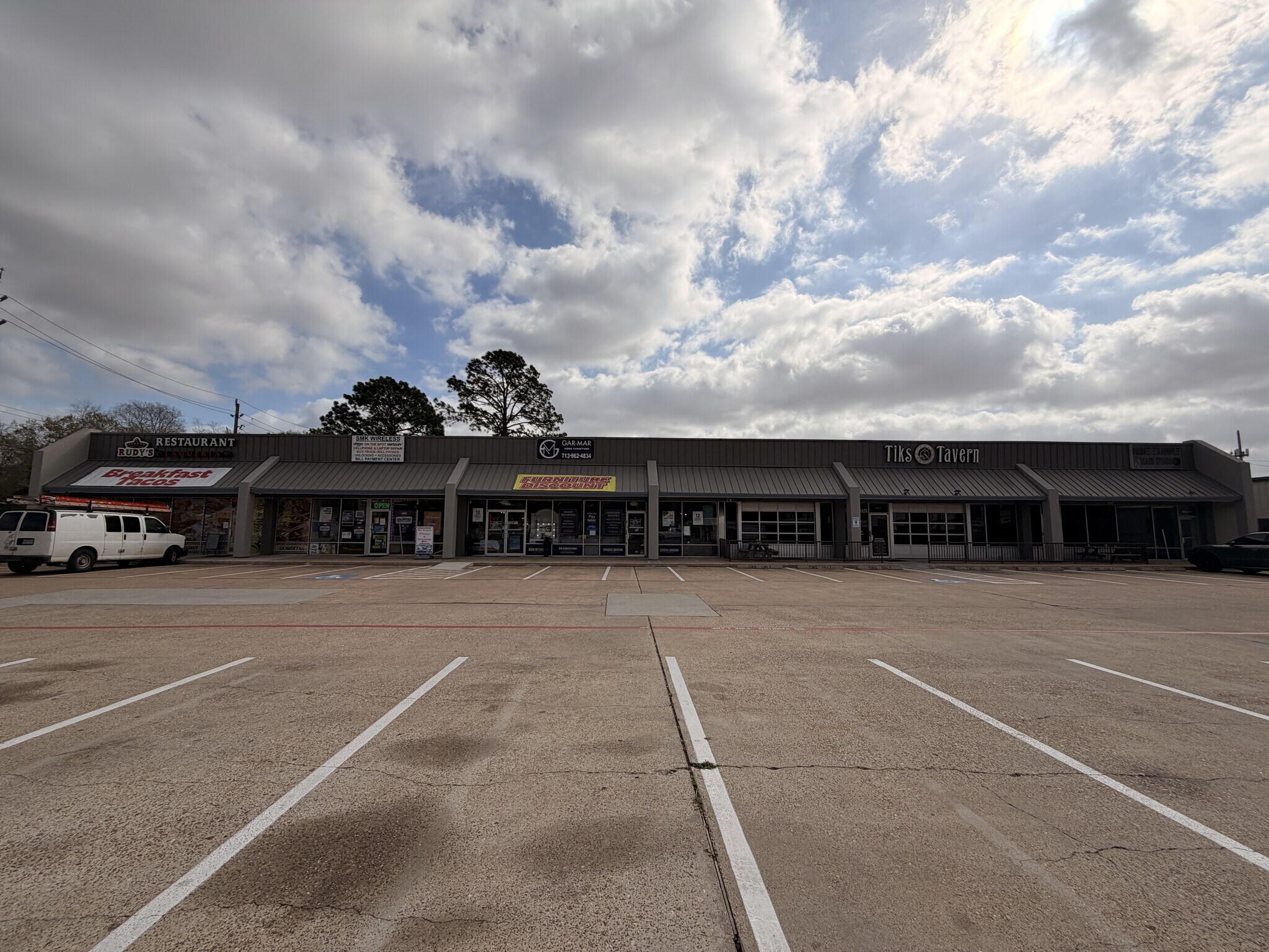 11650 Jones Rd, Houston, TX à louer Photo du bâtiment- Image 1 de 7