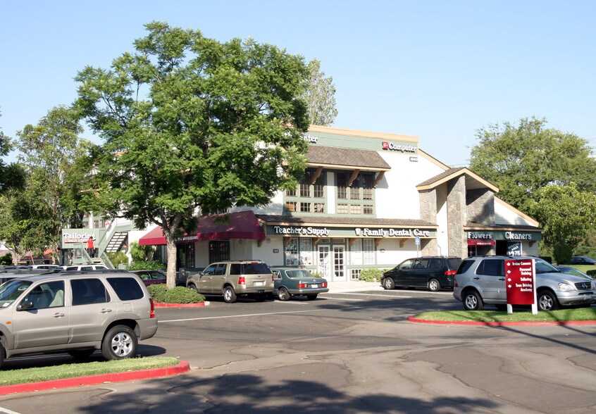 15435 Jeffrey Rd, Irvine, CA à louer - Autre - Image 2 de 7