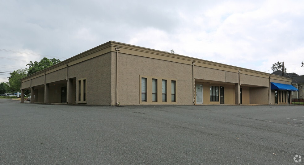 645 Cox Rd, Gastonia, NC for lease - Building Photo - Image 2 of 7