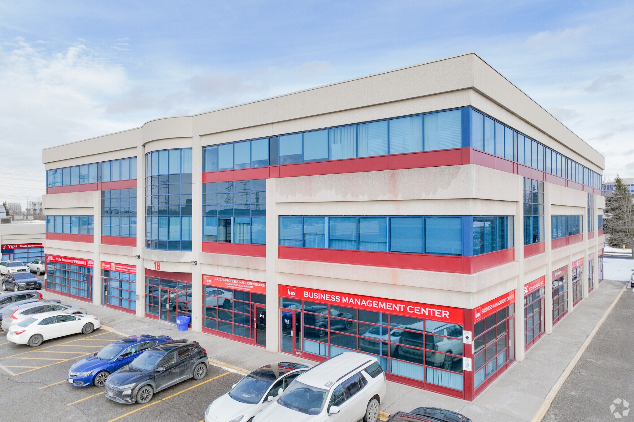 18 Crown Steel Dr, Markham, ON à vendre Photo principale- Image 1 de 1