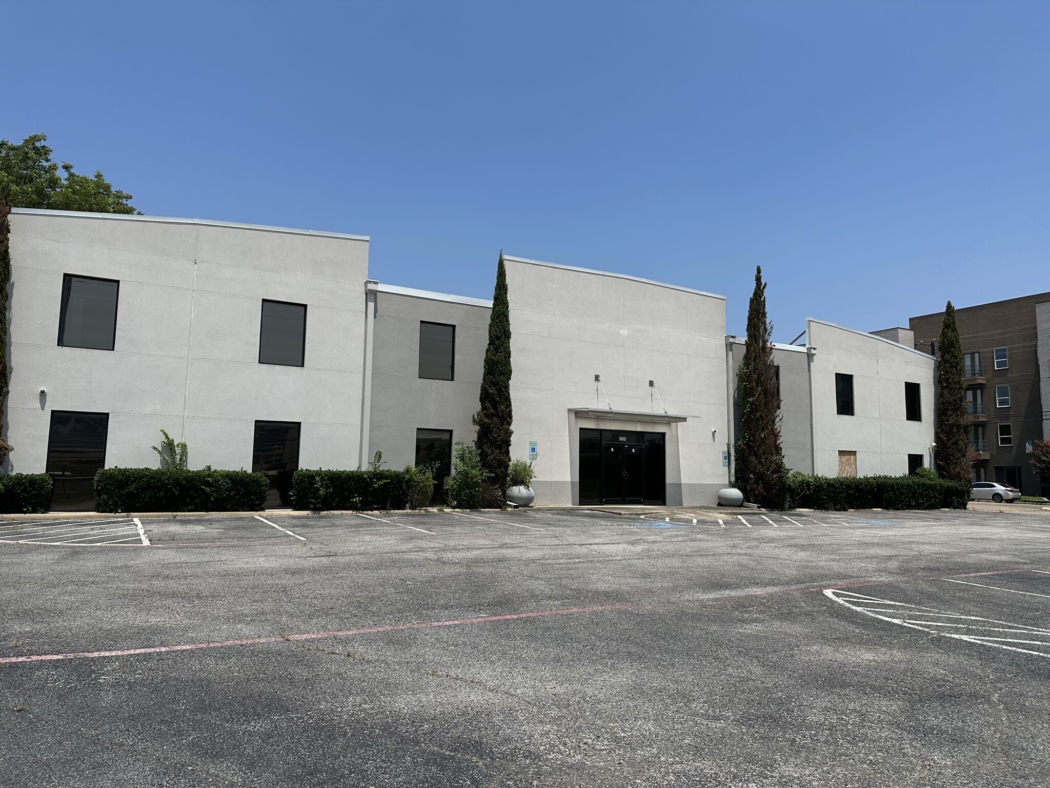 6200 Maple Ave, Dallas, TX for sale Building Photo- Image 1 of 3