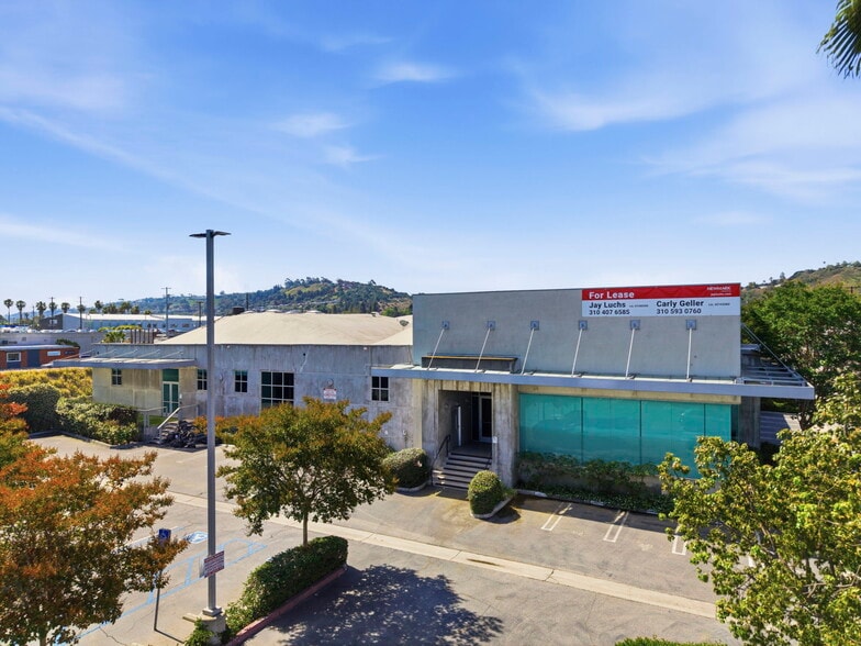 3562-3582 Eastham Dr, Culver City, CA for lease - Building Photo - Image 2 of 18