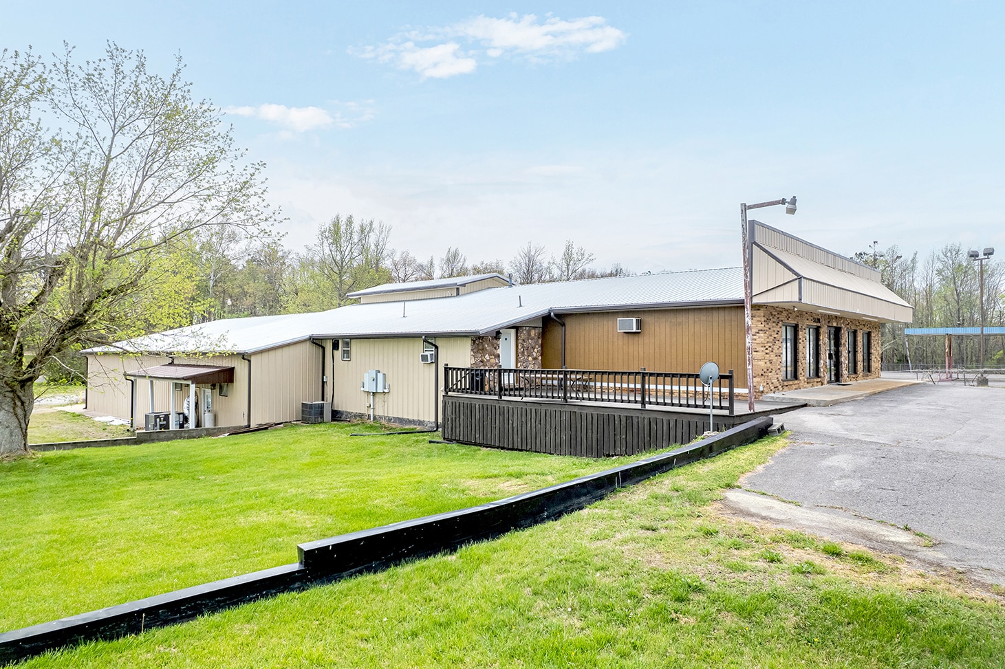 5128 Highway 100, Lyles, TN à vendre Photo principale- Image 1 de 15