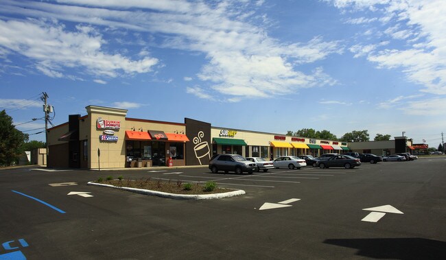 Plus de détails pour 35535 Euclid Ave, Willoughby, OH - Commerce de détail à louer