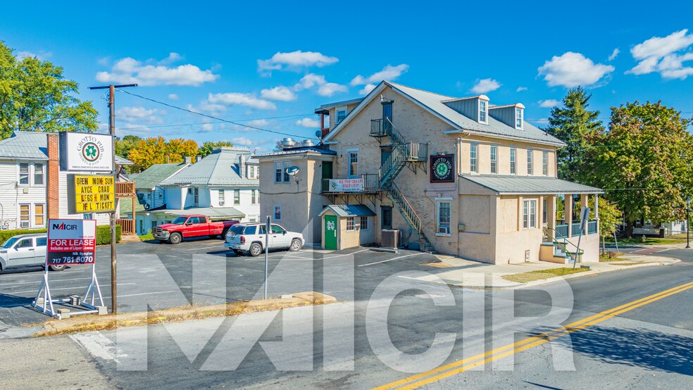 104 Market St, Enola, PA à louer - Photo du bâtiment - Image 1 de 8