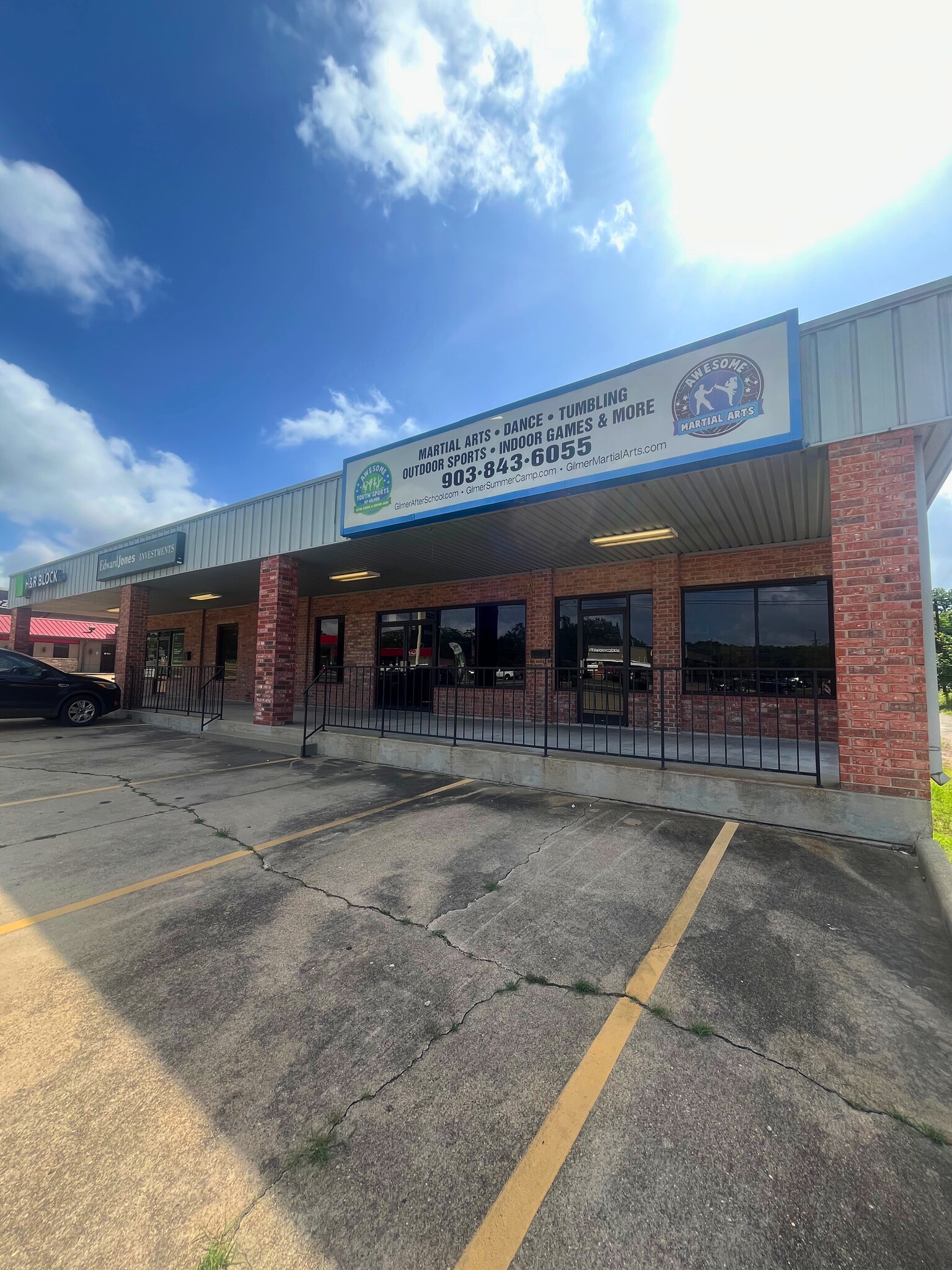 906 Us Highway 271 S, Gilmer, TX for lease Building Photo- Image 1 of 11