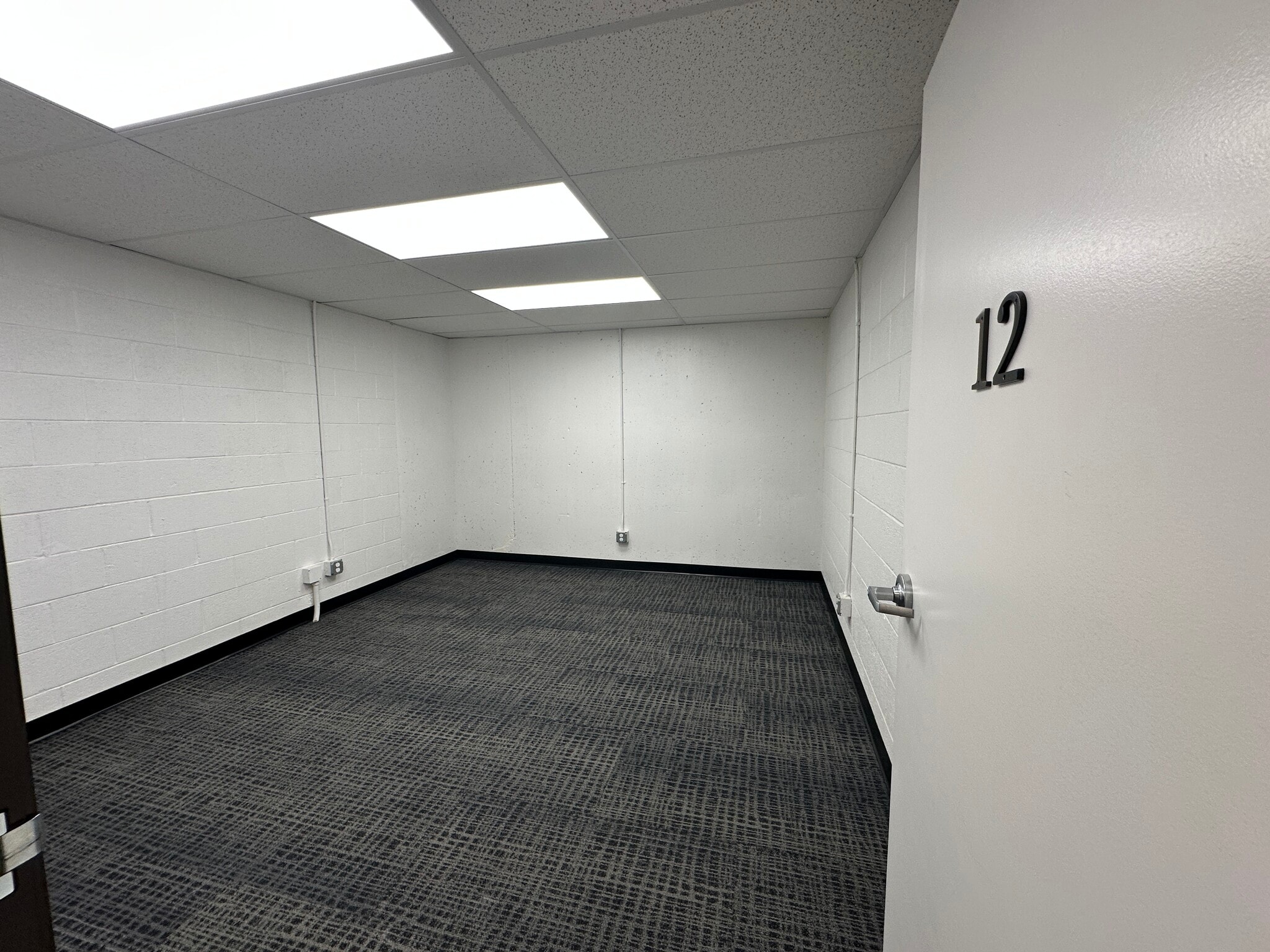 3773 Baker Ln, Reno, NV for lease Interior Photo- Image 1 of 1