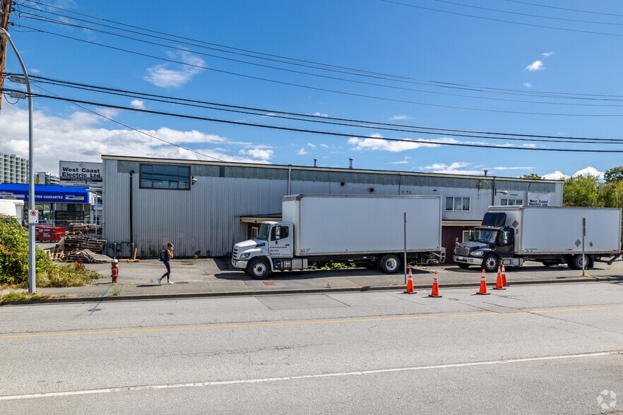 8040 River Rd, Richmond, BC for lease - Building Photo - Image 3 of 5