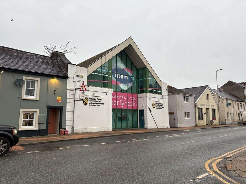 18 King St, Carmarthen à vendre - Photo du bâtiment - Image 2 de 3