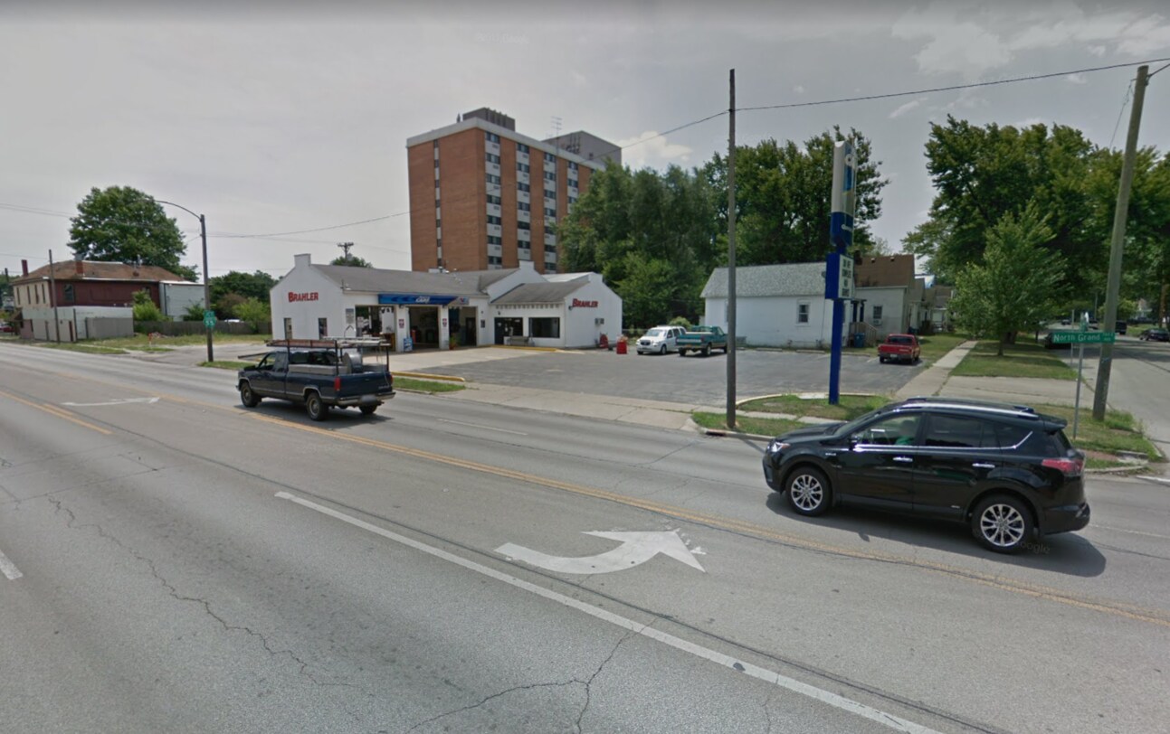 700 E North Grand Ave, Springfield, IL à vendre Photo principale- Image 1 de 7