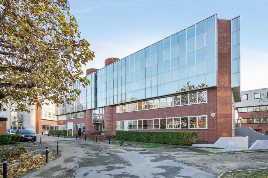 60 Route De Sartrouville, Le Pecq à louer - Photo du bâtiment - Image 2 de 58
