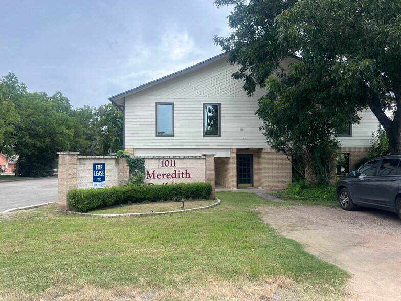 1011 Meredith Dr, Austin, TX for lease - Building Photo - Image 1 of 12