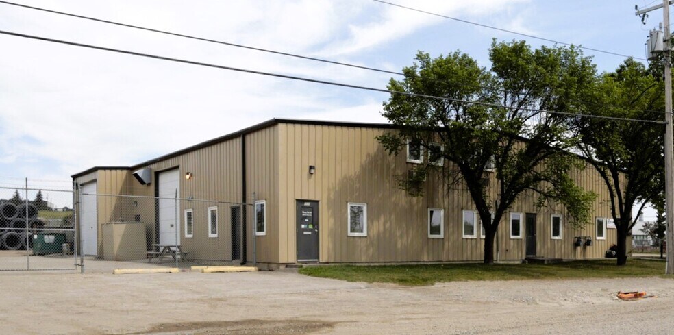 4020 6A St NE, Calgary, AB for sale - Building Photo - Image 1 of 1