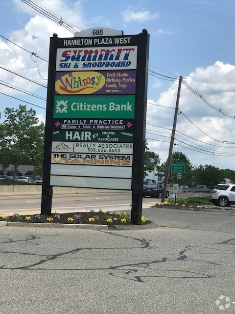 660-700 Worcester Rd, Framingham, MA à louer - Photo du bâtiment - Image 3 de 12